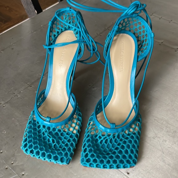 Bottega veneta stretch web sandal blaster teal blue stiletto mesh pump sz 38 - Picture 3 of 10